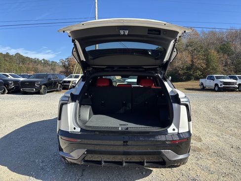 Used 2025 Chevrolet Blazer EV SS image 25