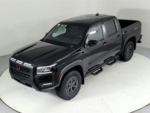 New 2025 Nissan Frontier PRO-4X image 42