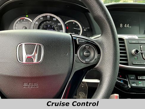 Used 2016 Honda Accord LX image 11