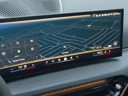 New 2026 BMW 330i Sedan w/ M Sport Package image 14