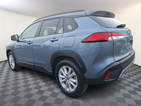 Certified 2023 Toyota Corolla Cross LE image 4