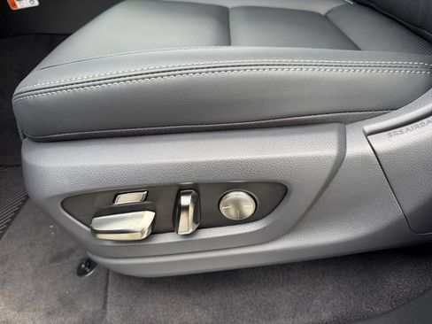 New 2026 Lexus LX 600 4WD w/ Luxury Package image 16