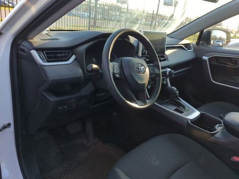 Used 2023 Toyota RAV4 LE image 7