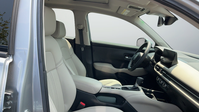Used 2025 Honda HR-V EX-L image 23