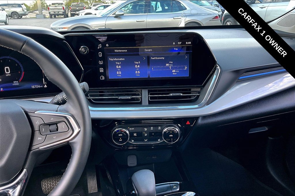 Used 2025 Chevrolet Trax LT w/ Driver Confidence Package FWD image 13