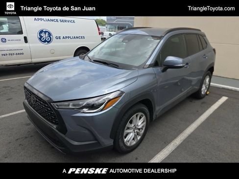 Used 2023 Toyota Corolla Cross LE FWD image 1