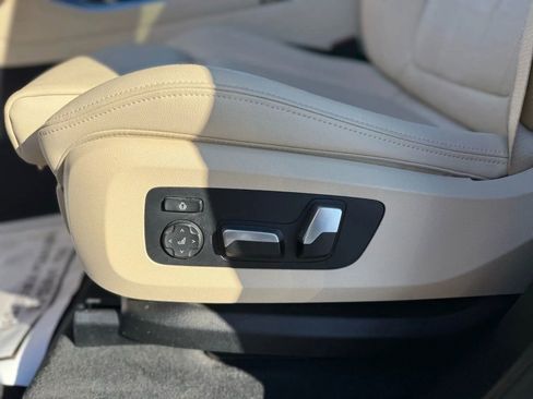 Used 2019 BMW X5 xDrive40i w/ Convenience Package image 39