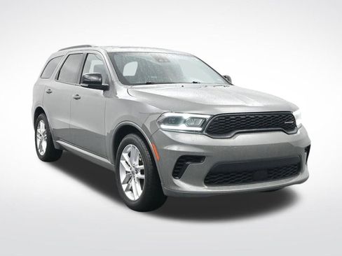 Used 2024 Dodge Durango GT image 3