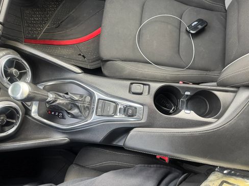 Used 2020 Chevrolet Camaro LT RWD image 18