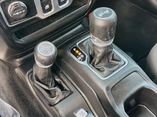 Used 2021 Jeep Wrangler Sport AWD/4WD image 17