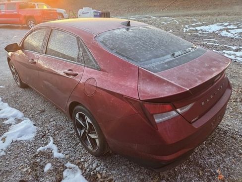 Used 2023 Hyundai Elantra SEL w/ Convenience Package image 6
