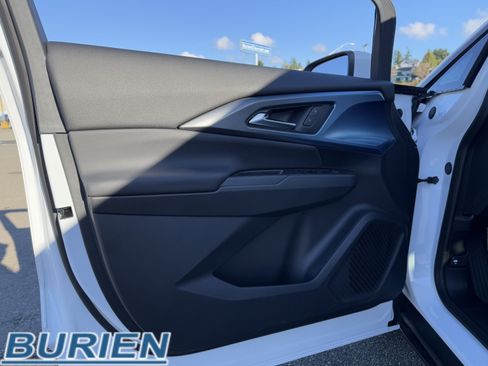 New 2026 Chevrolet Equinox EV LT image 10