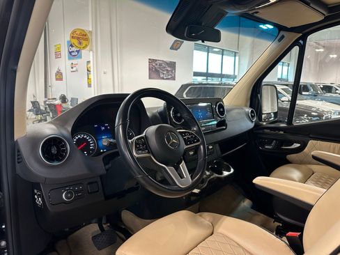 Used 2022 Mercedes-Benz Sprinter 3500 image 14