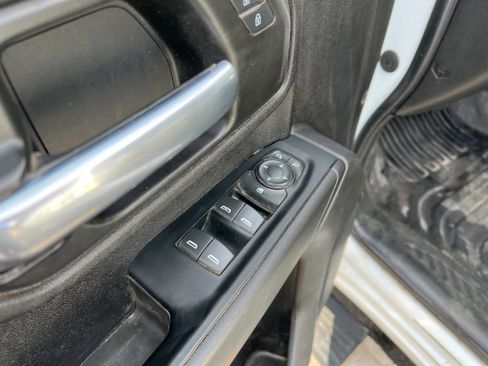 Used 2023 Chevrolet Silverado 2500 W/T w/ WT Convenience Package image 9