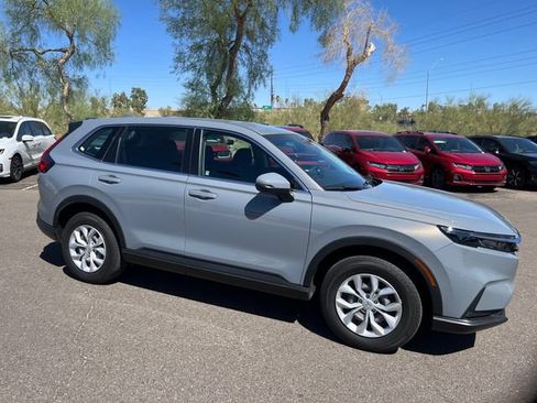 Used 2024 Honda CR-V LX image 6