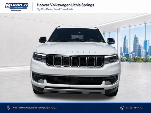 Used 2024 Jeep Wagoneer Series II w/ Flexible Seating Group RWD image 31