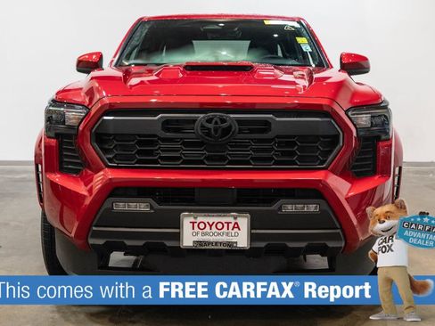 Certified 2026 Toyota Tacoma TRD Sport AWD/4WD image 2