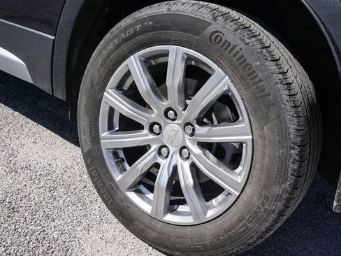 Used 2023 Cadillac XT4 Premium Luxury w/ Cold Weather Package image 6