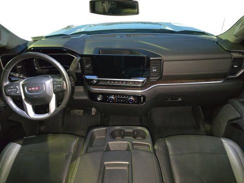 Used 2022 GMC Sierra 1500 SLT image 9