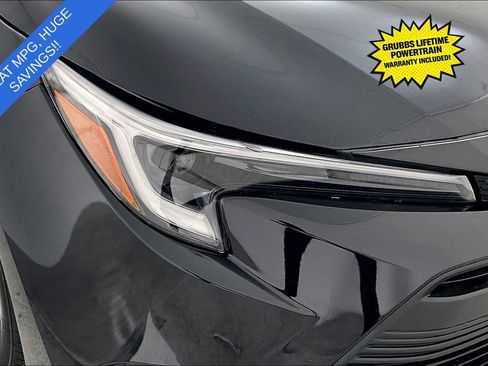 Used 2023 Toyota Corolla LE image 38
