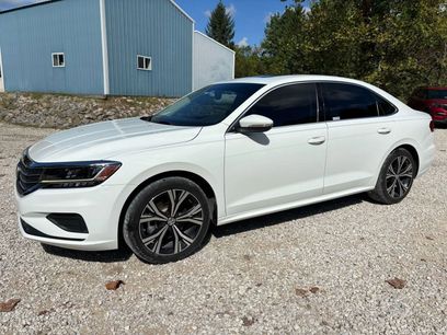 Used 2021 Volkswagen Passat 2.0T SE