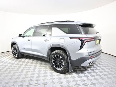 Used 2026 Chevrolet Traverse Z71 w/ LPO, Floor Liner Package AWD/4WD image 4