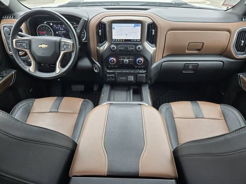 Used 2023 Chevrolet Silverado 2500 High Country w/ Safety Package II AWD/4WD image 2