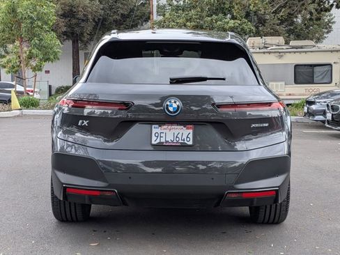 Certified 2023 BMW iX xDrive50 w/ Premium Package image 7