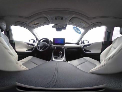 Used 2025 Subaru Impreza 2.0i image 35