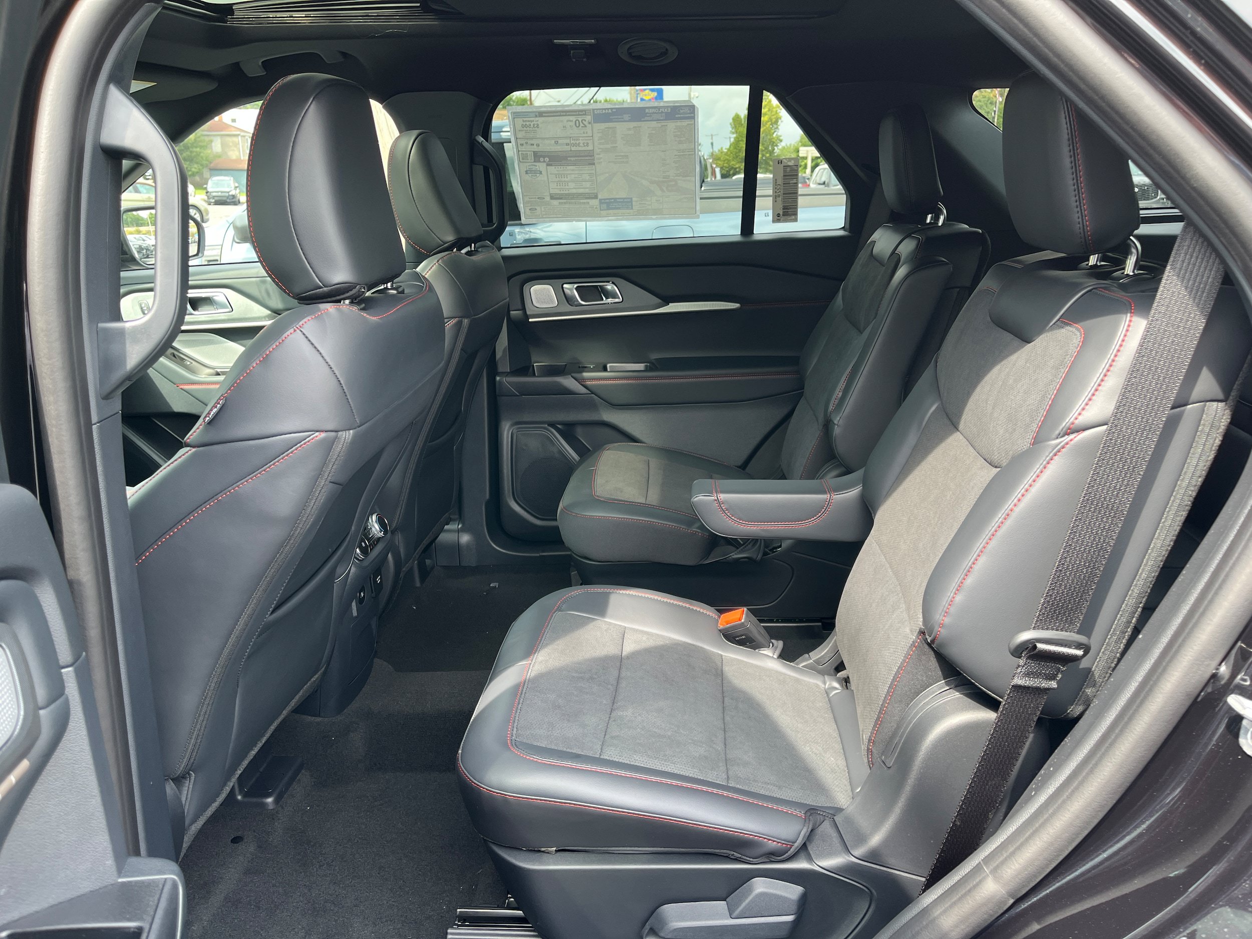 New 2027 Ford Explorer ST w/ Sun And Sound Package AWD/4WD image 11