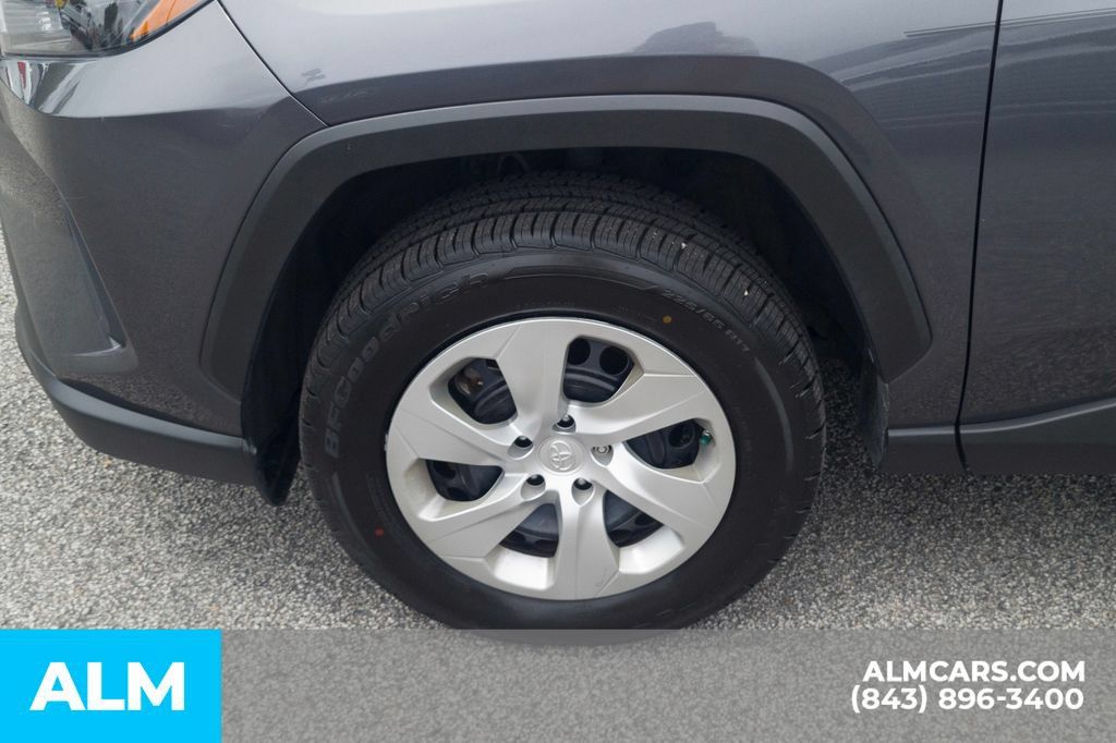 Used 2023 Toyota RAV4 LE FWD image 12