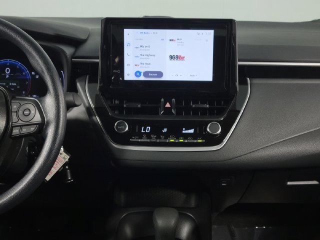 Used 2026 Toyota Corolla LE FWD image 22