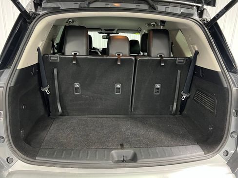 Used 2022 Nissan Pathfinder SL image 8