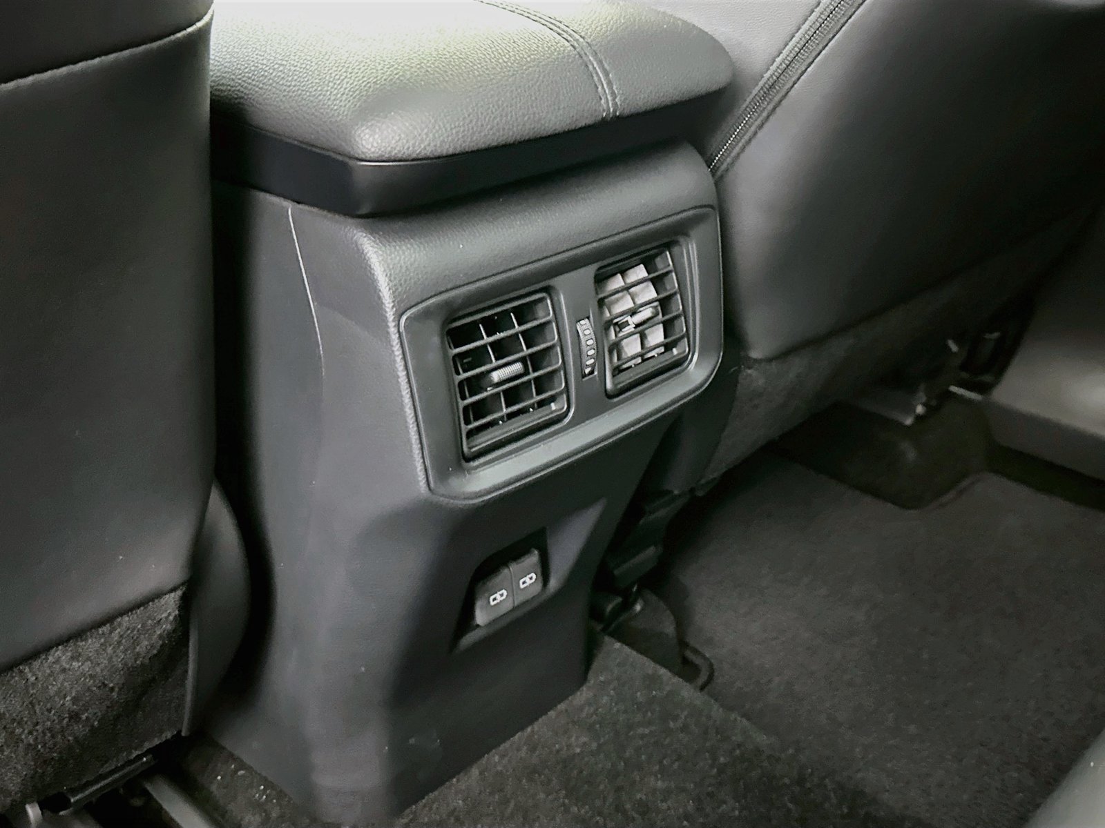 Certified 2025 Toyota RAV4 Limited w/ Advanced Technology Package AWD/4WD image 27