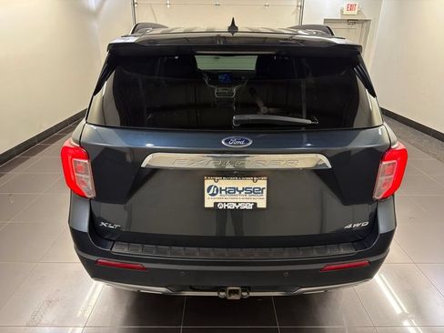Certified 2023 Ford Explorer XLT w/ Equipment Group 202A AWD/4WD image 5