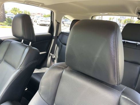 Used 2015 Honda CR-V EX-L image 17