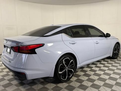 Used 2023 Nissan Altima 2.5 SR FWD image 5