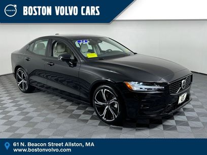 New 2024 Volvo S60 B5 Plus w/ Climate Package