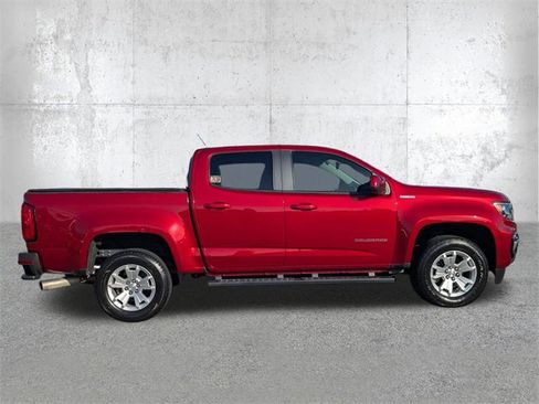Used 2022 Chevrolet Colorado LT w/ Luxury Package image 3