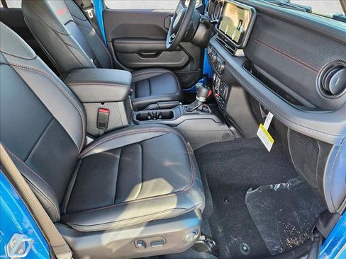 New 2026 Jeep Gladiator Rubicon image 16