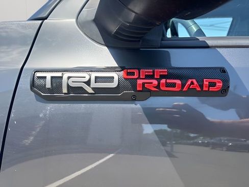 Used 2016 Toyota Tacoma TRD Sport w/ Premium & Technology Package AWD/4WD image 34