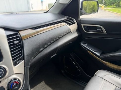 Used 2017 GMC Yukon Denali AWD/4WD image 17