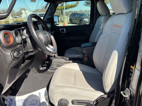 Used 2023 Jeep Gladiator Mojave w/ LED Lighting Group image 57