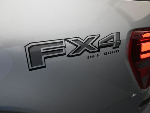 New 2025 Ford F150 Lariat w/ Equipment Group 502A High image 23