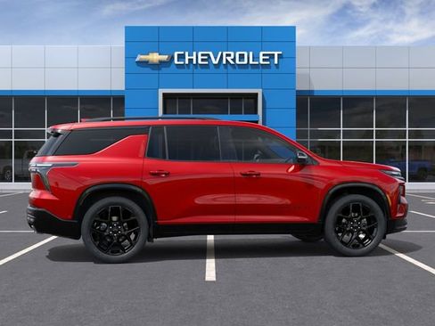 New 2026 Chevrolet Traverse RS w/ LPO, Floor Liner Package AWD/4WD image 5