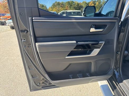 Used 2023 Toyota Tundra Limited image 30