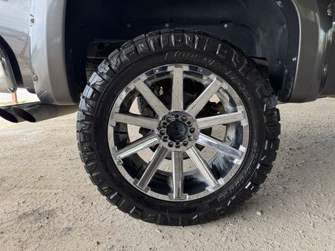 Used 2019 GMC Sierra 1500 SLT image 41