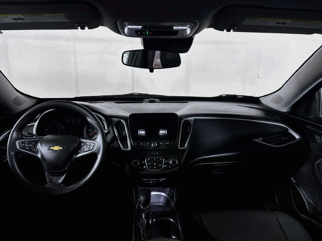Used 2024 Chevrolet Malibu LT FWD image 12