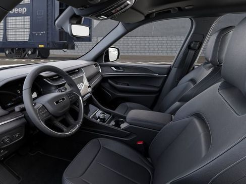 New 2026 Jeep Grand Cherokee L Limited image 22