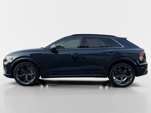Used 2025 Audi RS Q8 performance w/ Executive Package image 2
